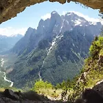Sweet Dolomites Sauna & Jacuzzi
