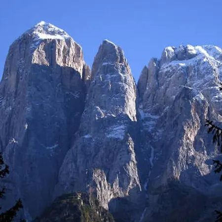 Sweet Dolomites Sauna & Jacuzzi Apartment