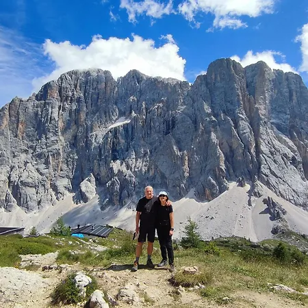 Sweet Dolomites Sauna & Jacuzzi Appartement